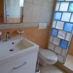 Apartment Island Vis