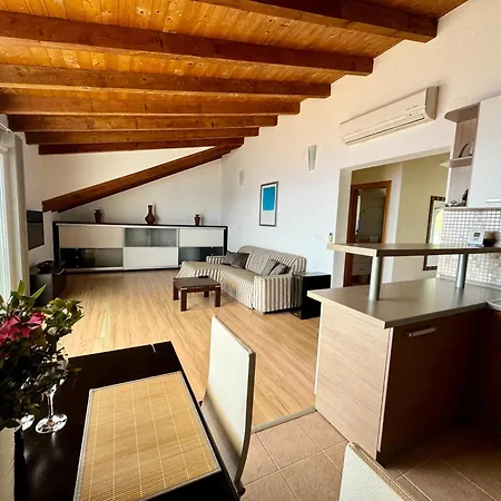Island Apartment