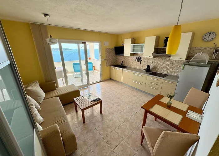 Island Apartament Vis
