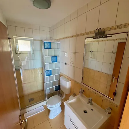 Apartment Island Vis